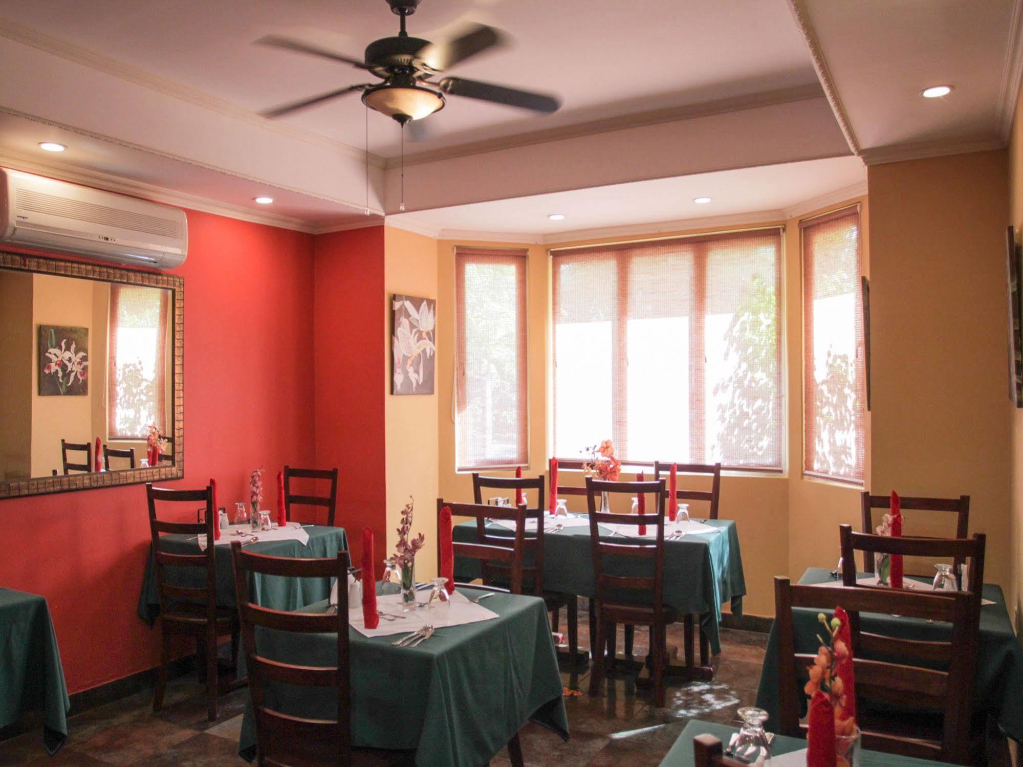 L'Orchidee Boutique Hotel Belmont Luaran gambar